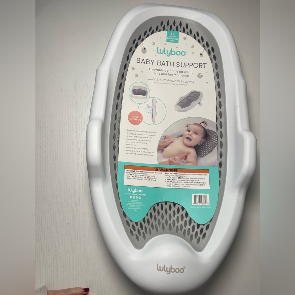 Lulyboo Baby Bath Support in White and Gray